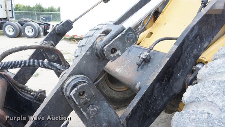 image for item DD7905 1993 Caterpillar IT28F wheel loader
