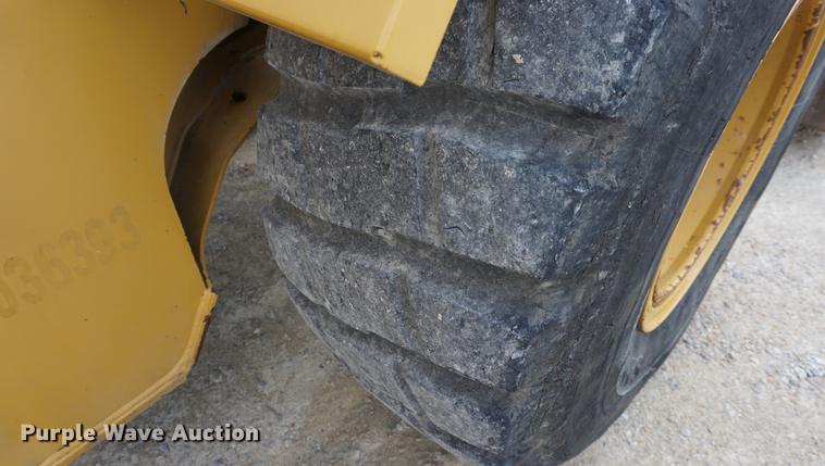 image for item DD7905 1993 Caterpillar IT28F wheel loader
