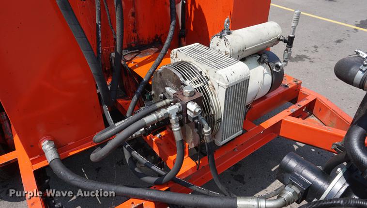 image for item DD7906 2011 Crafco SS250DC crack sealer