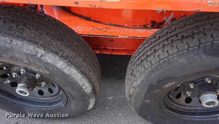 image for item DD7906 2011 Crafco SS250DC crack sealer