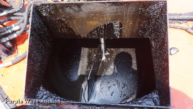 image for item DD7906 2011 Crafco SS250DC crack sealer