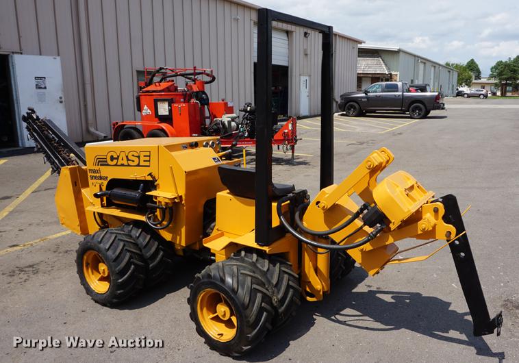 image for item DD7908 Case Maxi Sneaker Series C cable plow