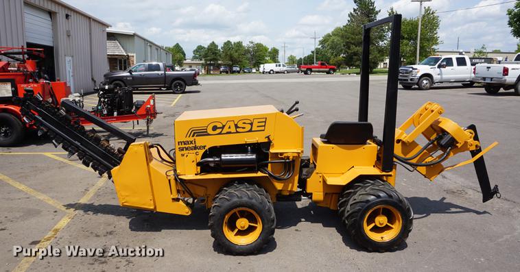 image for item DD7908 Case Maxi Sneaker Series C cable plow