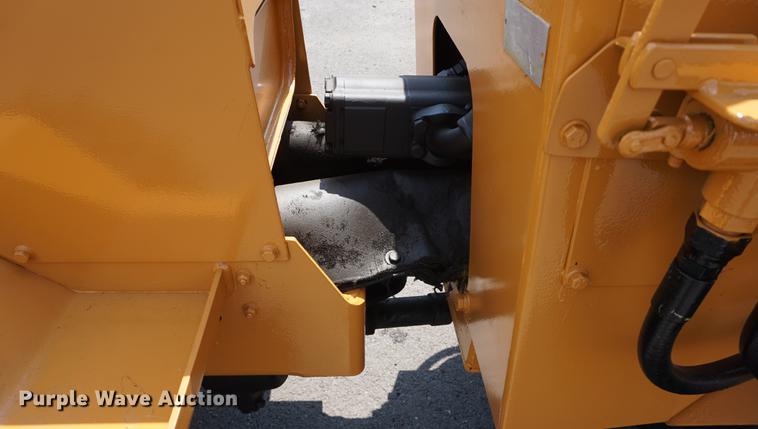 image for item DD7908 Case Maxi Sneaker Series C cable plow