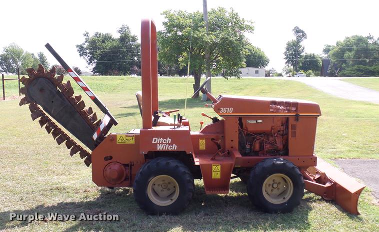 image for item DD8365 1994 Ditch Witch 3610D trencher