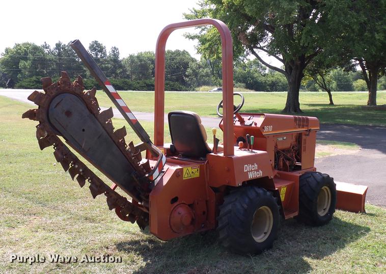 image for item DD8365 1994 Ditch Witch 3610D trencher