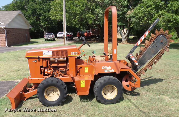 image for item DD8365 1994 Ditch Witch 3610D trencher