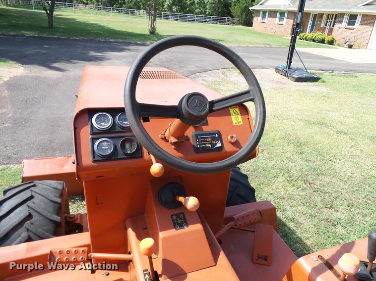 image for item DD8365 1994 Ditch Witch 3610D trencher