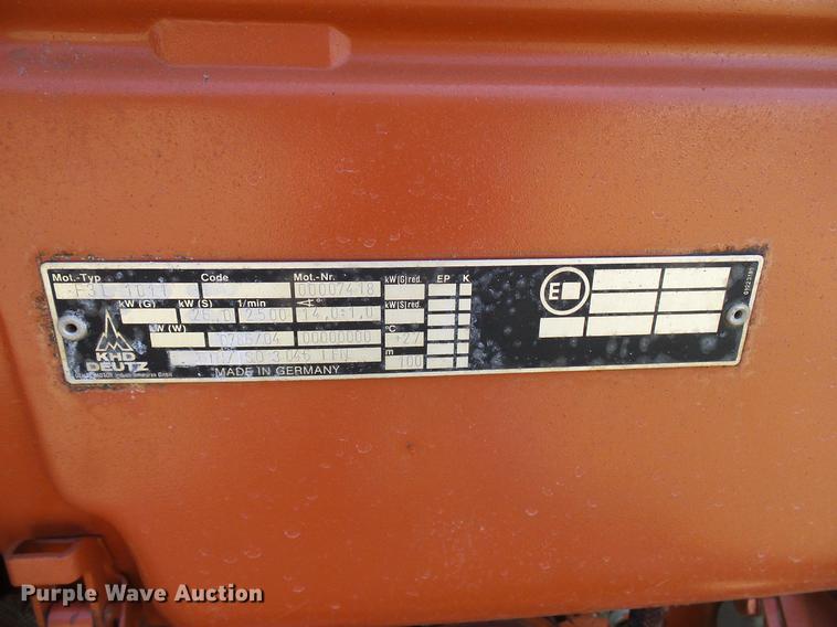 image for item DD8365 1994 Ditch Witch 3610D trencher