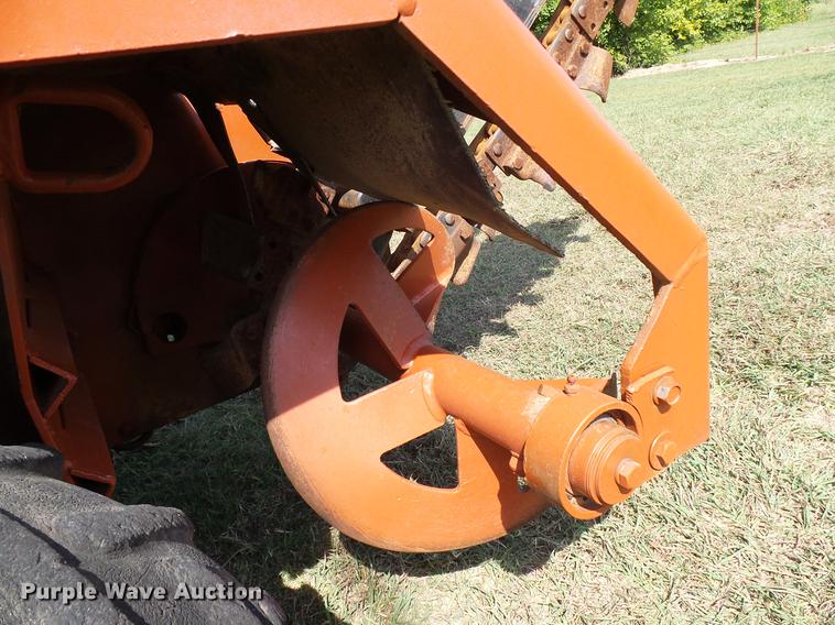 image for item DD8365 1994 Ditch Witch 3610D trencher