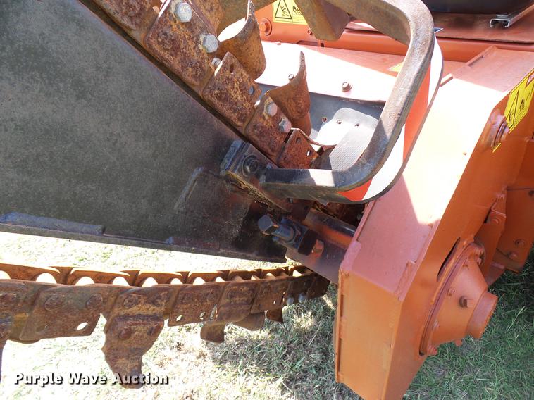image for item DD8365 1994 Ditch Witch 3610D trencher