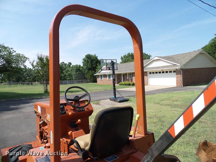 image for item DD8365 1994 Ditch Witch 3610D trencher