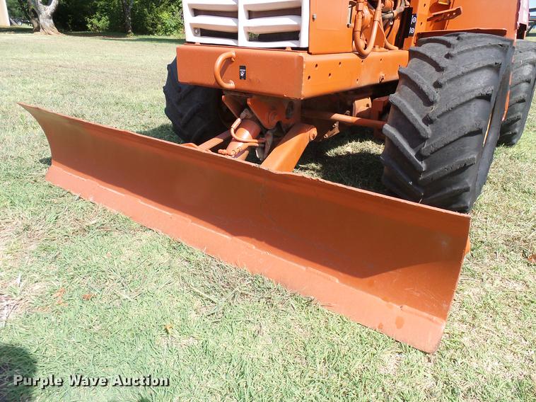 image for item DD8365 1994 Ditch Witch 3610D trencher