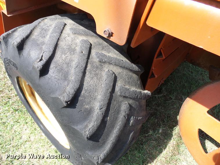 image for item DD8365 1994 Ditch Witch 3610D trencher