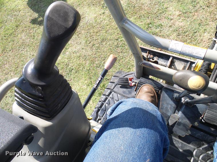 image for item DD8366 2013 Yanmar VI017 mini excavator