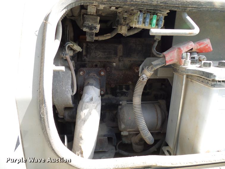 image for item DD8366 2013 Yanmar VI017 mini excavator