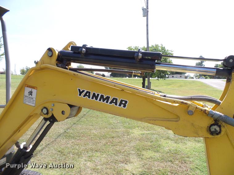 image for item DD8366 2013 Yanmar VI017 mini excavator