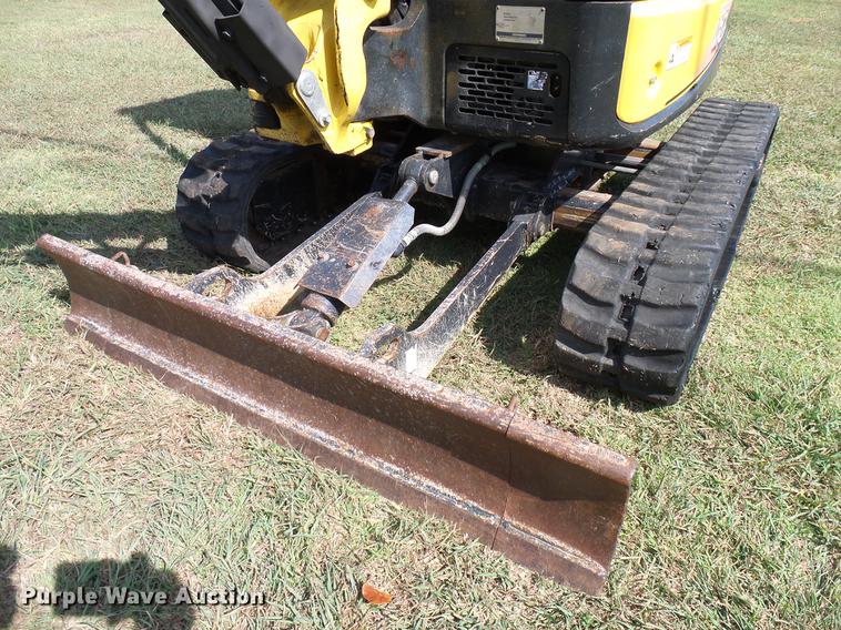 image for item DD8366 2013 Yanmar VI017 mini excavator