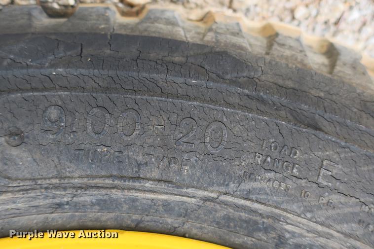 image for item DE3785 1975 GMC 6000 digger derrick truck