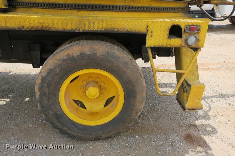 image for item DE3785 1975 GMC 6000 digger derrick truck