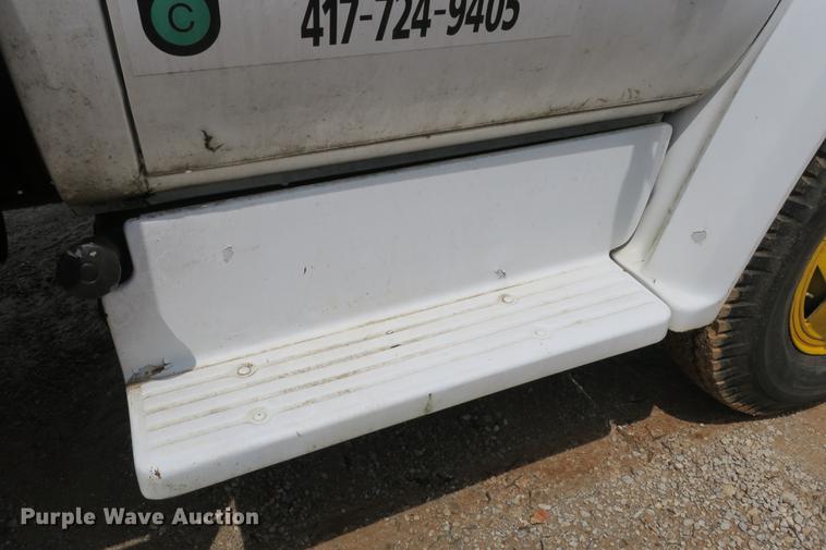 image for item DE3785 1975 GMC 6000 digger derrick truck