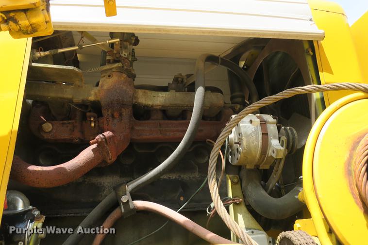 image for item DE3785 1975 GMC 6000 digger derrick truck