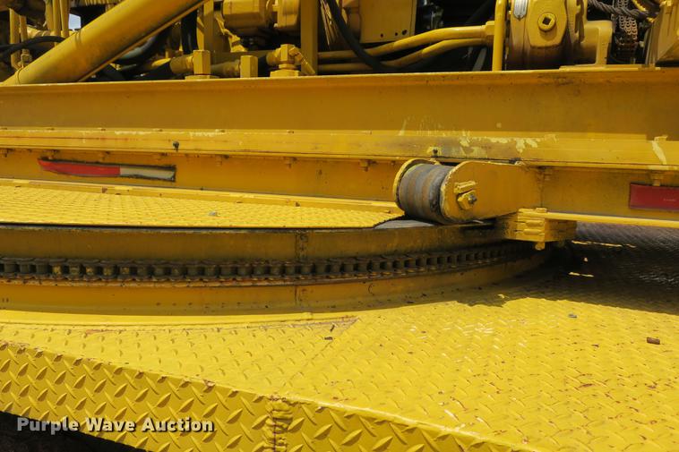 image for item DE3785 1975 GMC 6000 digger derrick truck