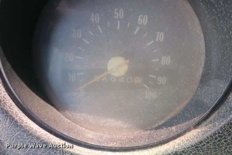 image for item DE3785 1975 GMC 6000 digger derrick truck