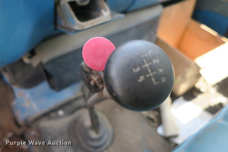 image for item DE3785 1975 GMC 6000 digger derrick truck