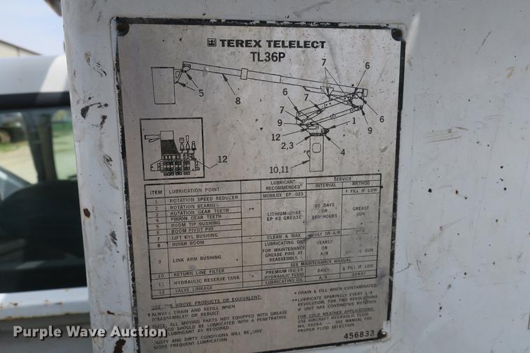image for item DE3786 2001 Ford F450 Super Duty bucket truck