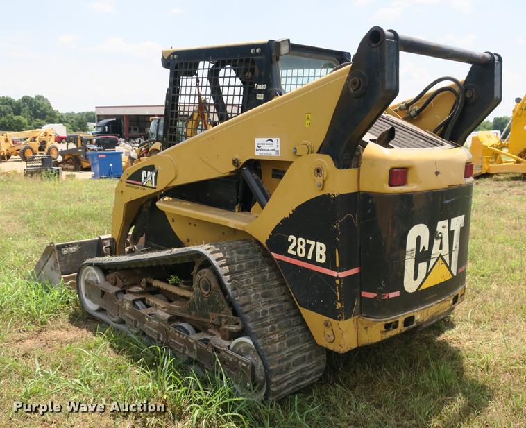 image for item DE3789 2005 Caterpillar 287B skid steer