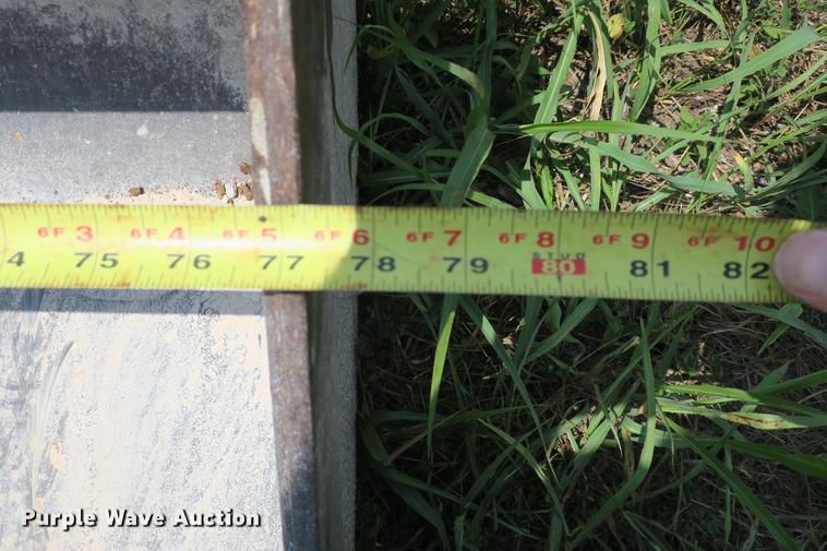 image for item DE3789 2005 Caterpillar 287B skid steer