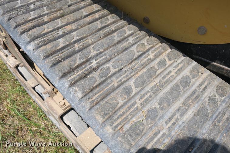 image for item DE3789 2005 Caterpillar 287B skid steer