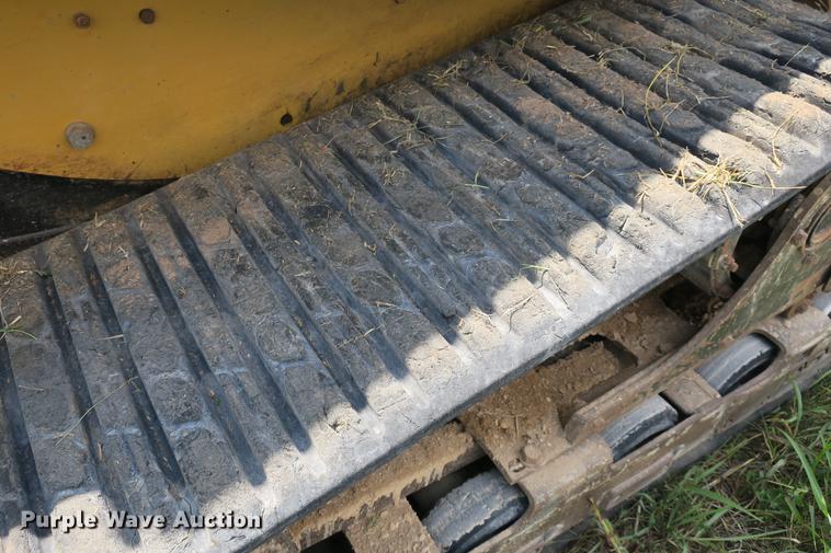 image for item DE3789 2005 Caterpillar 287B skid steer