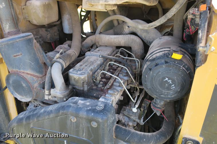 image for item DE3789 2005 Caterpillar 287B skid steer