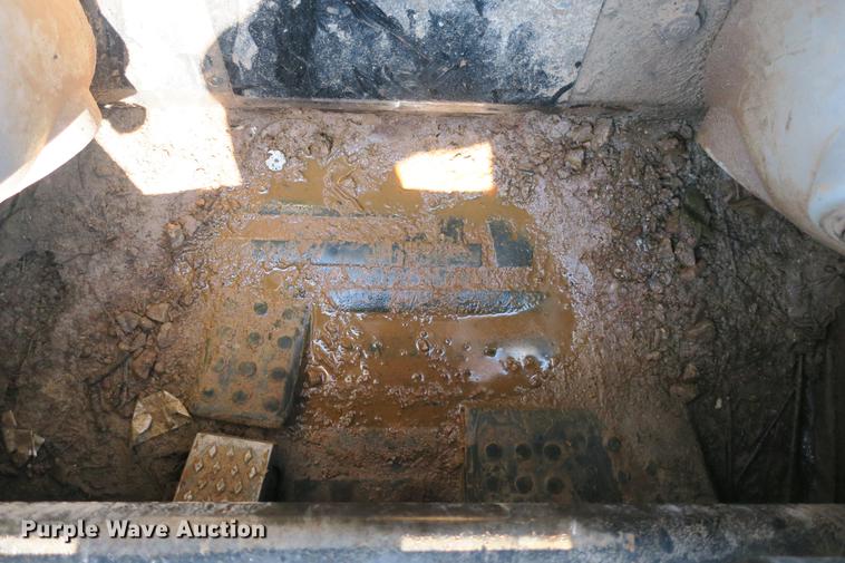 image for item DE3789 2005 Caterpillar 287B skid steer