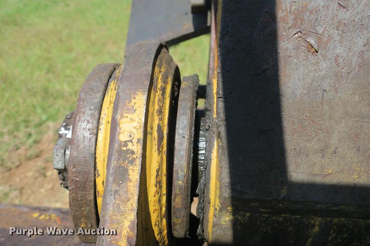 image for item DE3790 1996 Caterpillar 320 excavator