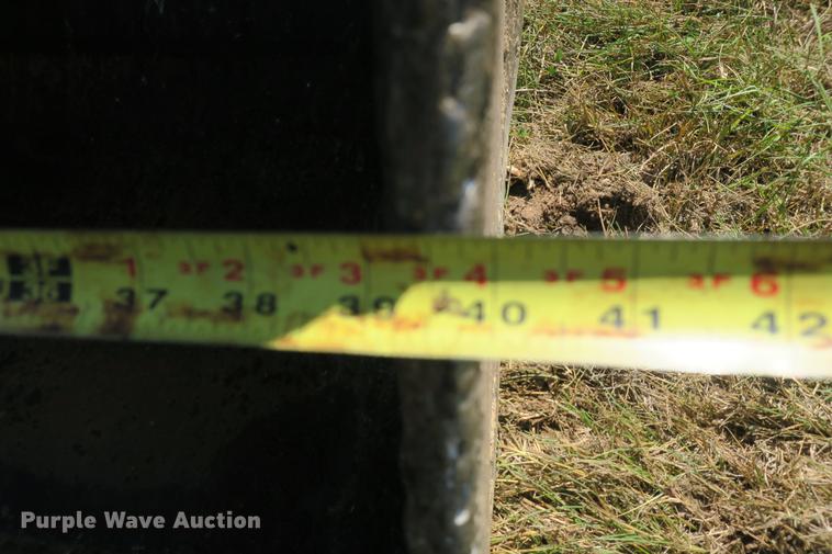 image for item DE3790 1996 Caterpillar 320 excavator