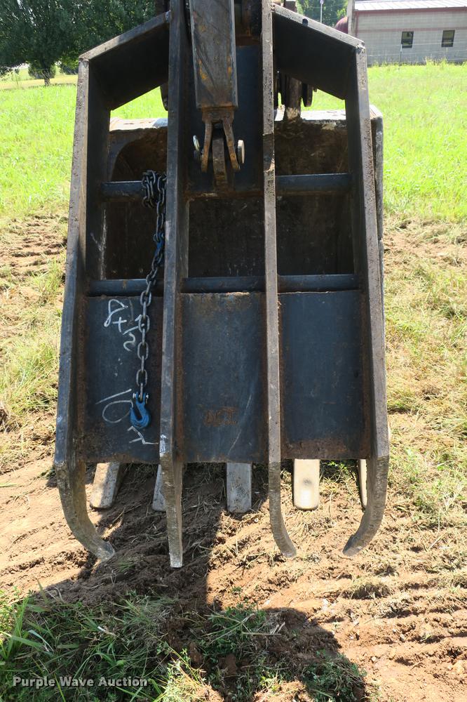 image for item DE3790 1996 Caterpillar 320 excavator