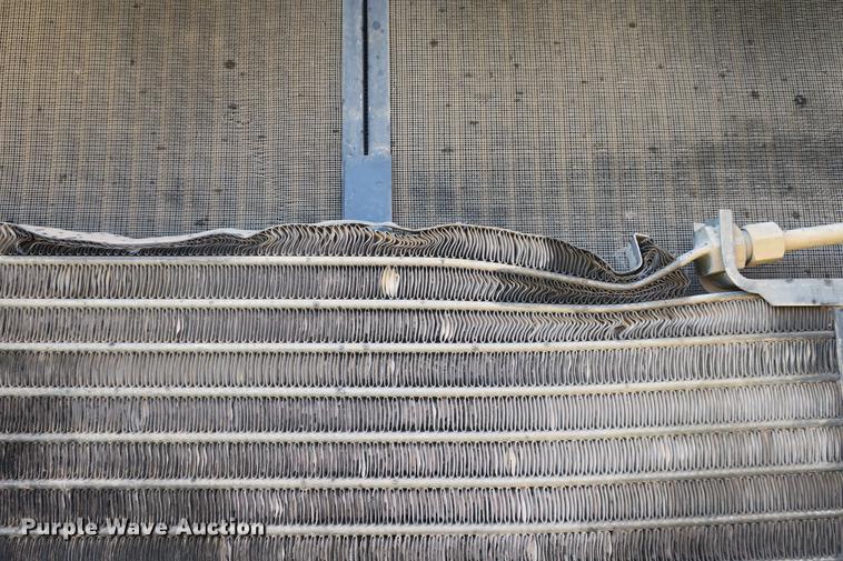 image for item DE3790 1996 Caterpillar 320 excavator