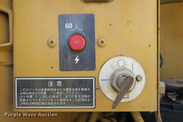 image for item DE3790 1996 Caterpillar 320 excavator