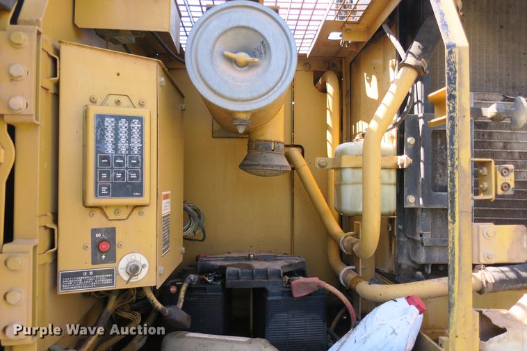 image for item DE3790 1996 Caterpillar 320 excavator