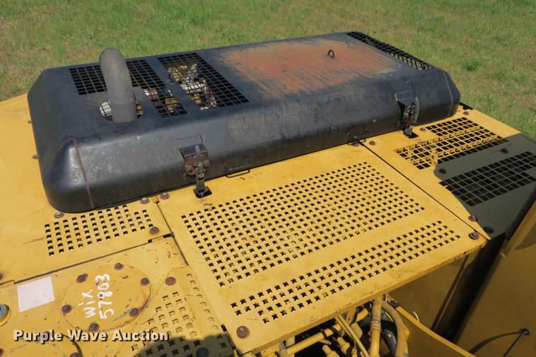 image for item DE3790 1996 Caterpillar 320 excavator