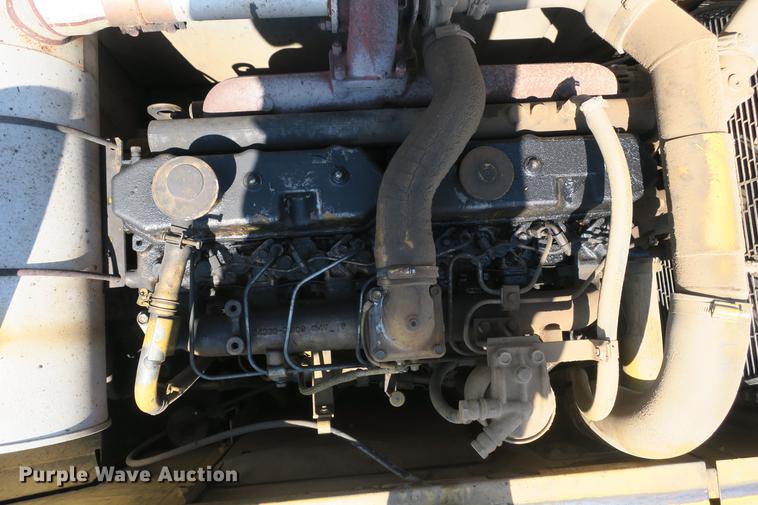 image for item DE3790 1996 Caterpillar 320 excavator