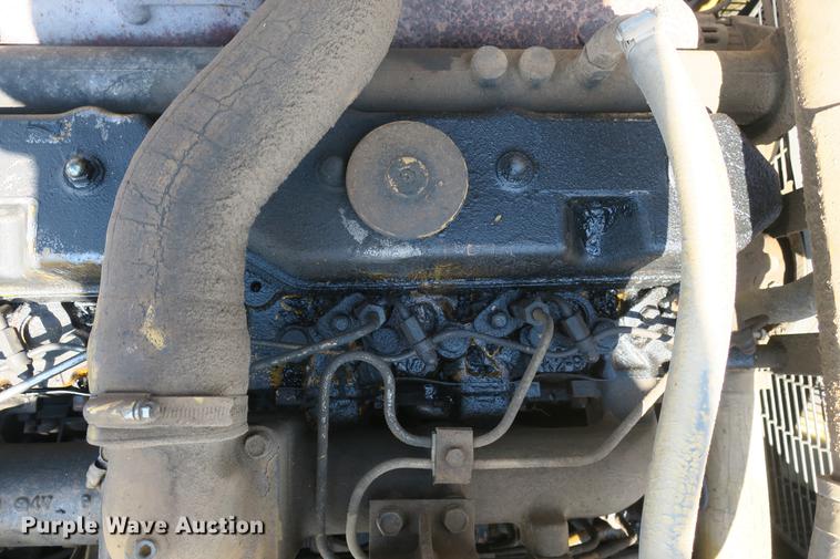 image for item DE3790 1996 Caterpillar 320 excavator