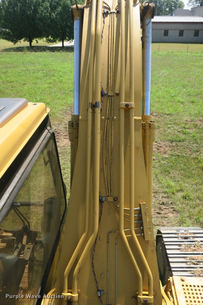 image for item DE3790 1996 Caterpillar 320 excavator