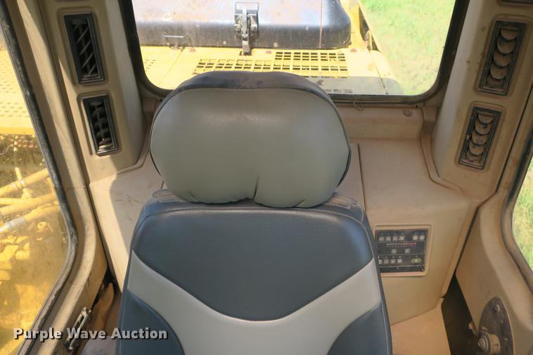 image for item DE3790 1996 Caterpillar 320 excavator