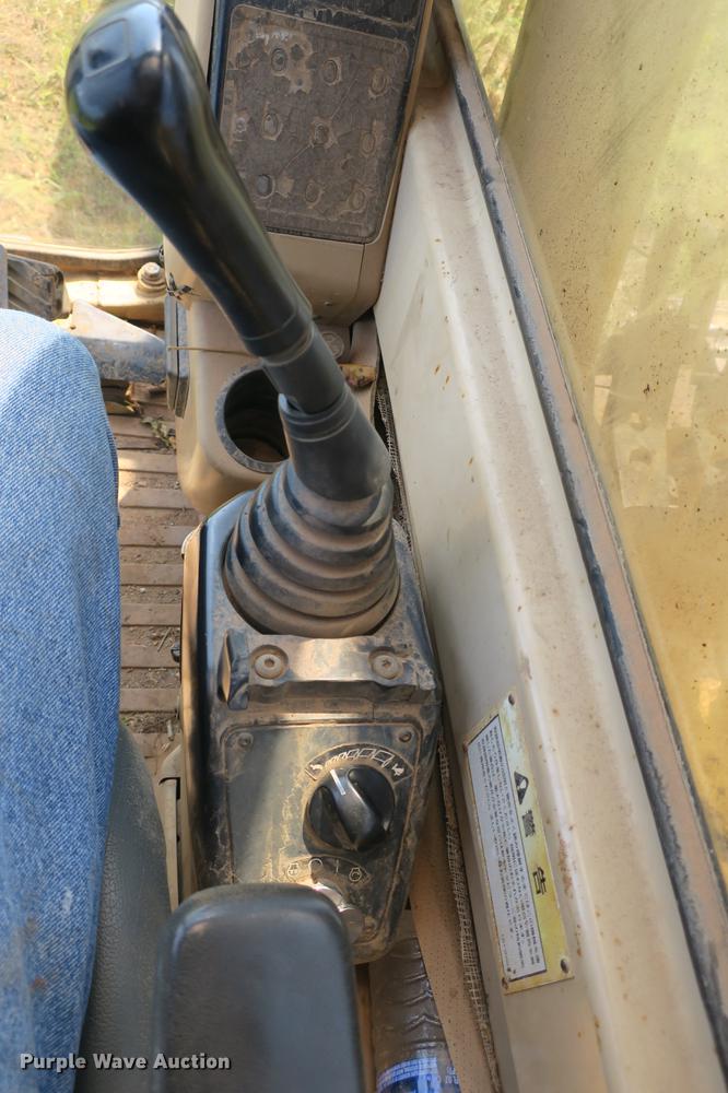 image for item DE3790 1996 Caterpillar 320 excavator