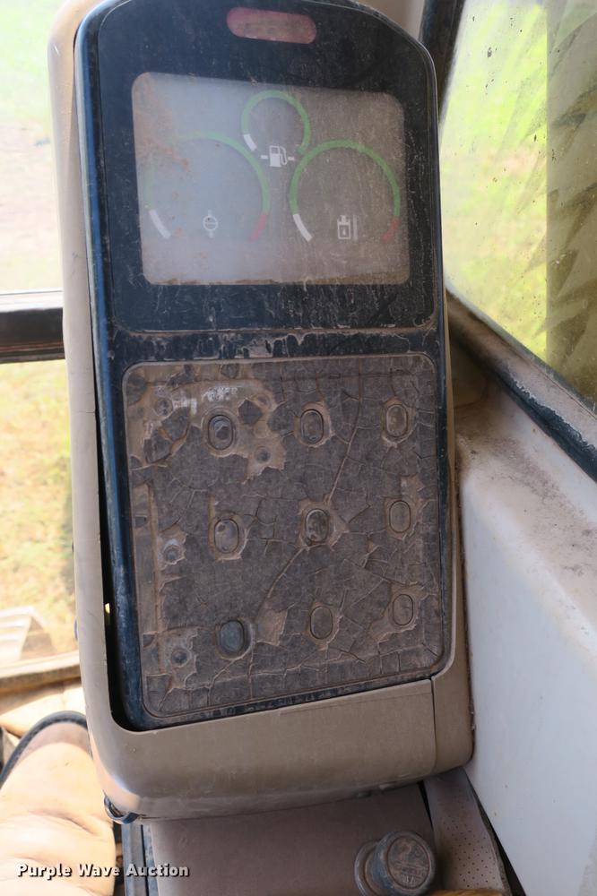 image for item DE3790 1996 Caterpillar 320 excavator