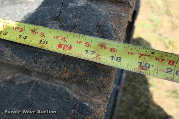 image for item DE3791 2005 Caterpillar 277B skid steer